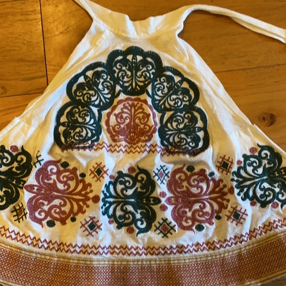 Crop top - Picture 2 of 2